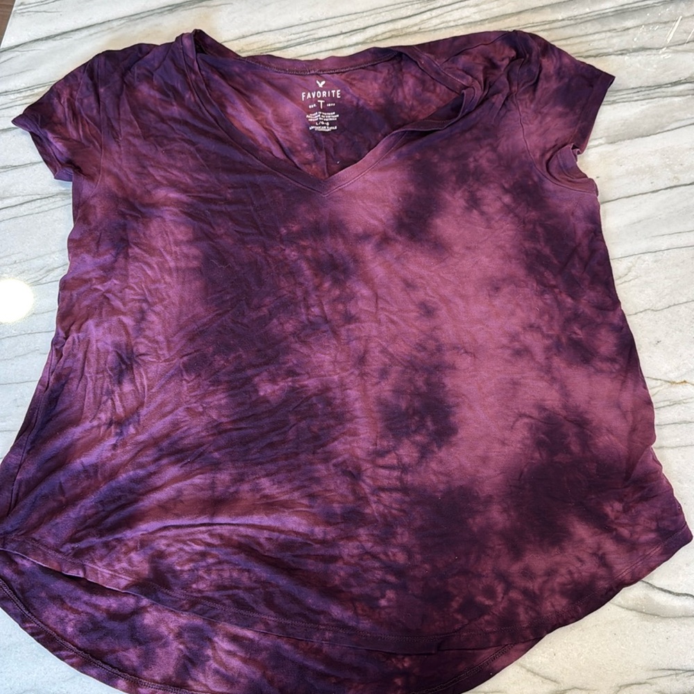 American Eagle Outfitters Favorite T tshirt size Large